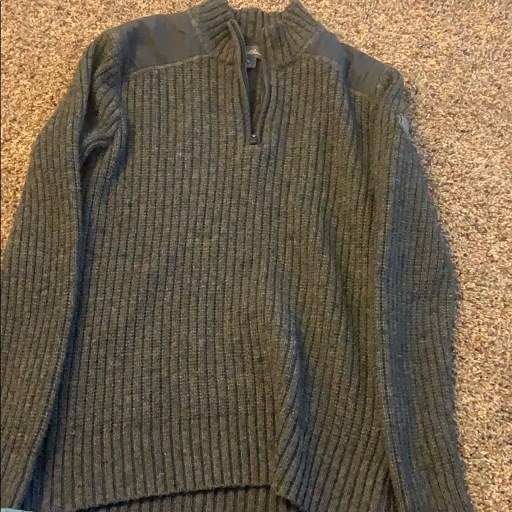 Men's sweater